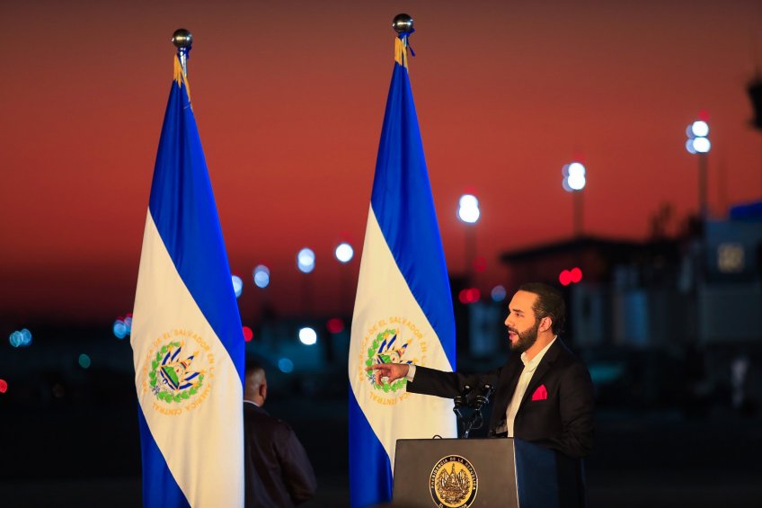 “Mientras el mundo cae en la tiranía, crearemos un refugio para la libertad”, Presidente Bukele mientras-el-mundo-cae-en-la-tirania-crearemos-un-refugio-para-la-libertad-presidente-bukele